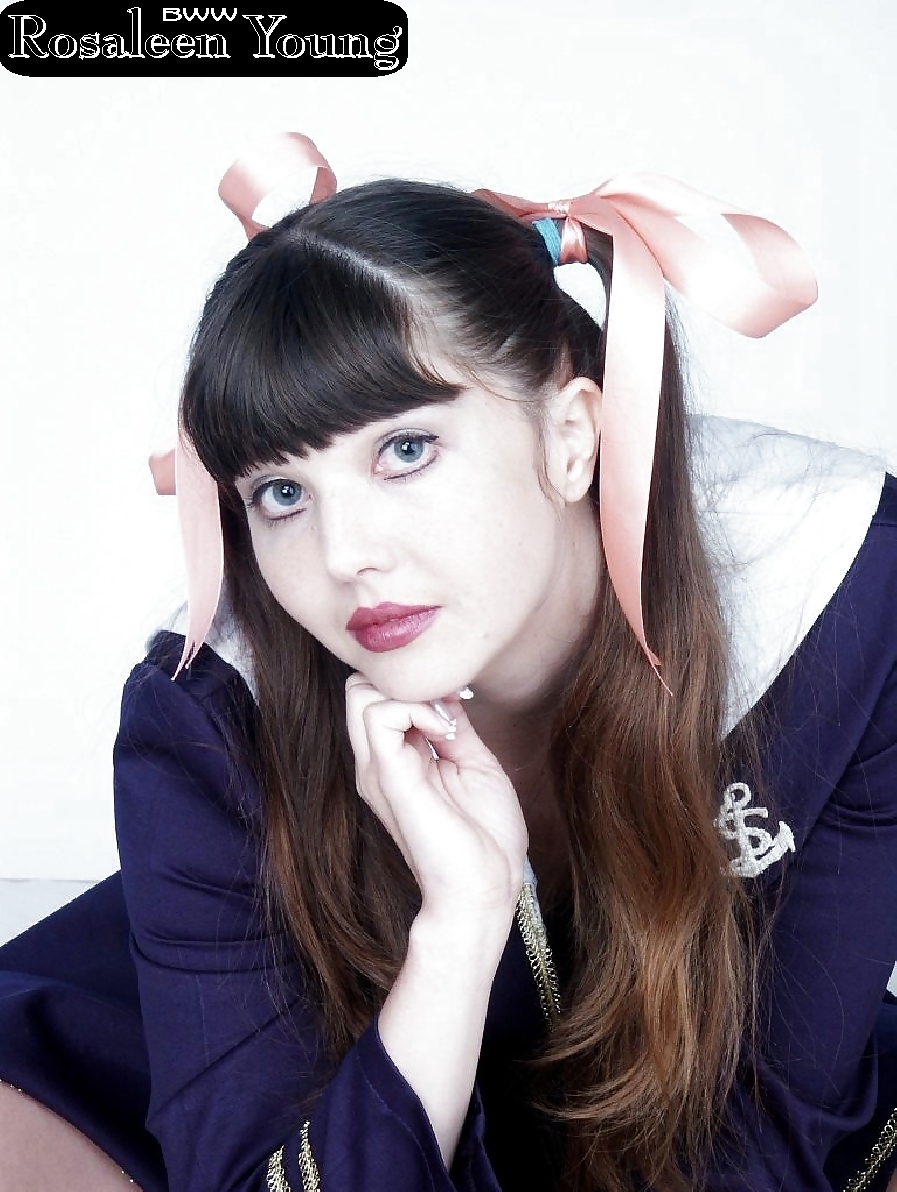 Rosaleenyoung
 #18562289