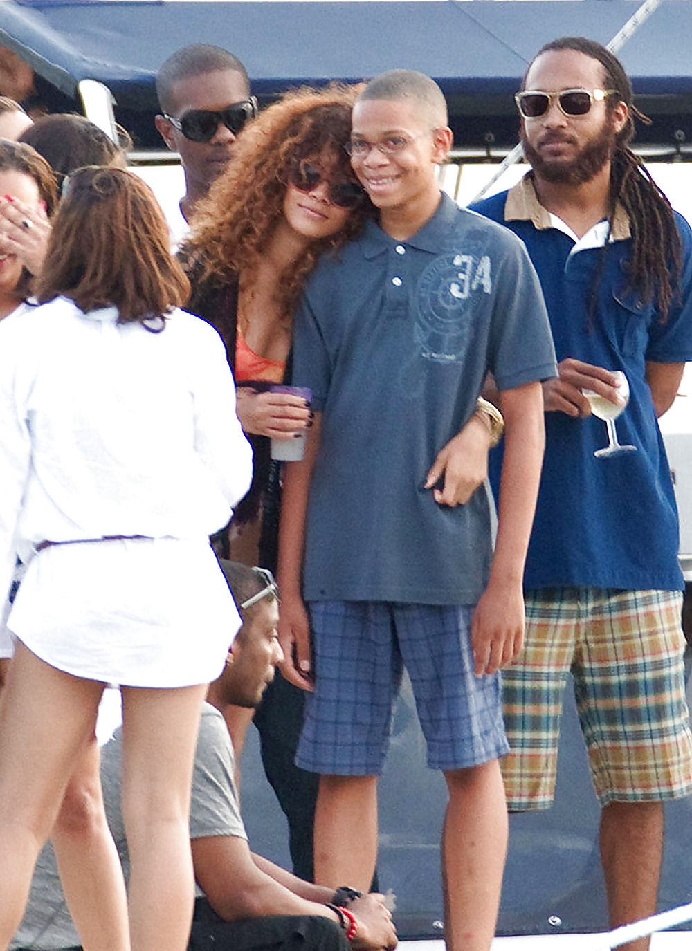 Rihanna - ir a nadar en Barbados
 #4999885