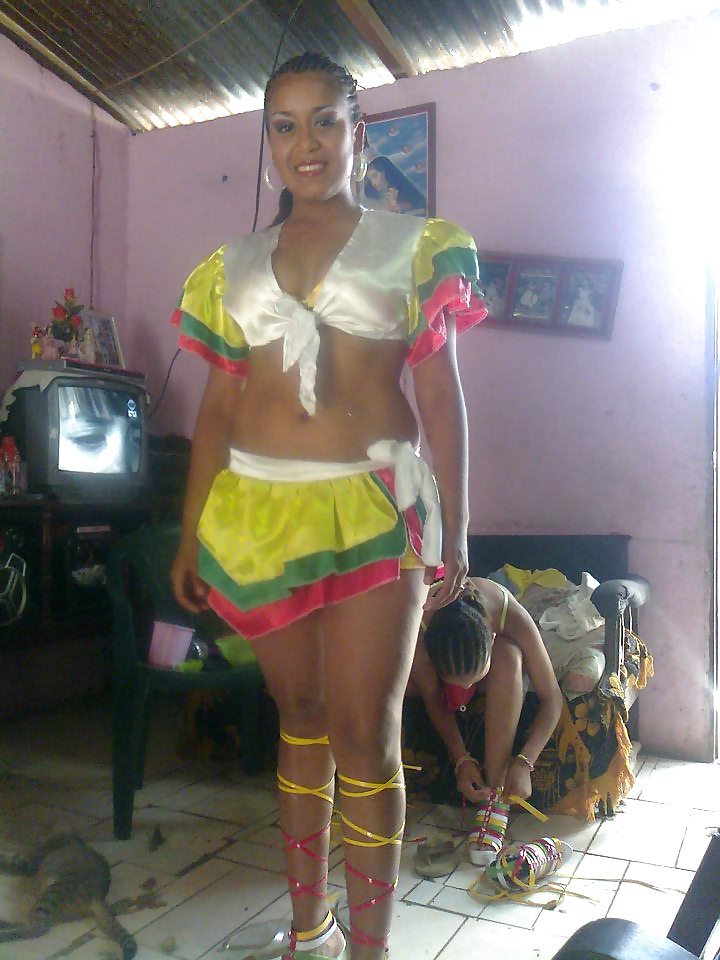 女性 (amiguitas 37)
 #12343613