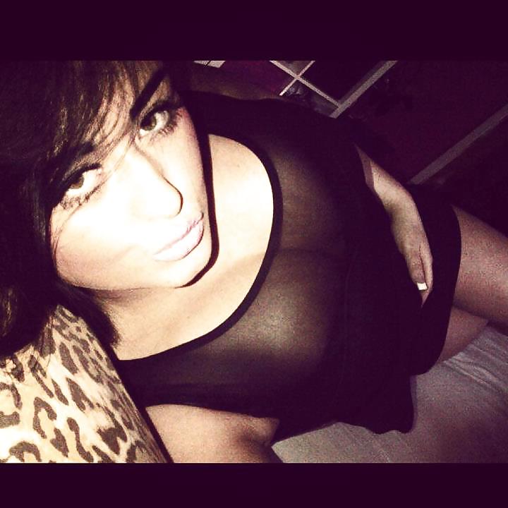 Fb hotties
 #17712141