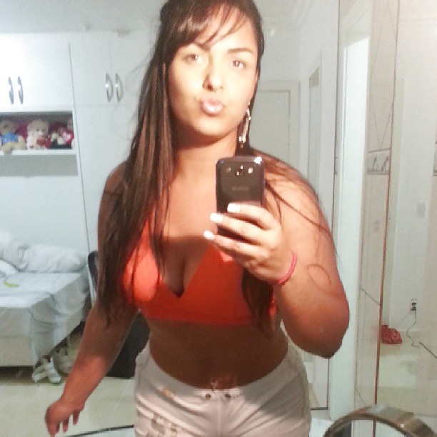 instagram de mulher melancia brasileira (por hellboykingop)
 #20377297