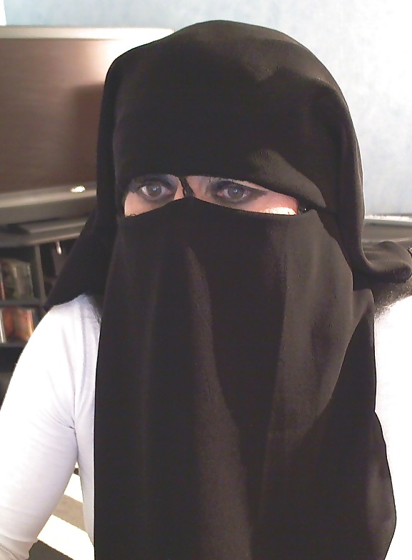 Niqab Sexy Et Hijab #21470948