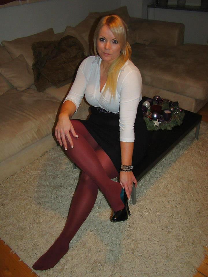 激しいナイロンの女の子4
 #19726921