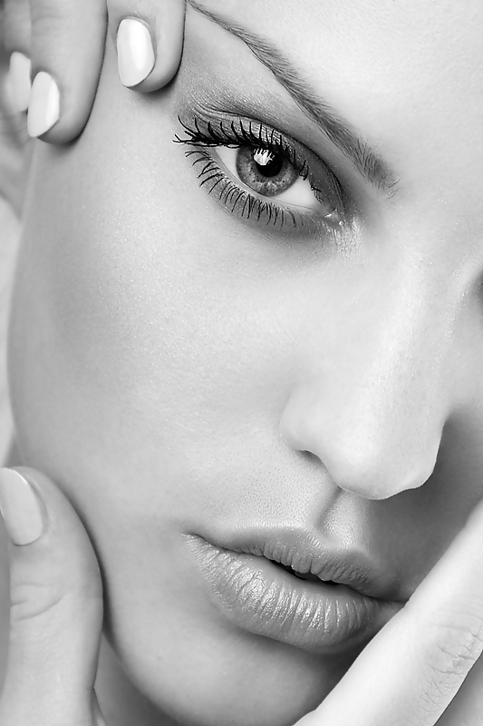 Eyes and faces #9328135