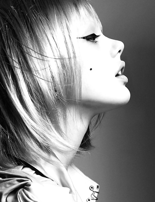 Eyes and faces #9328152