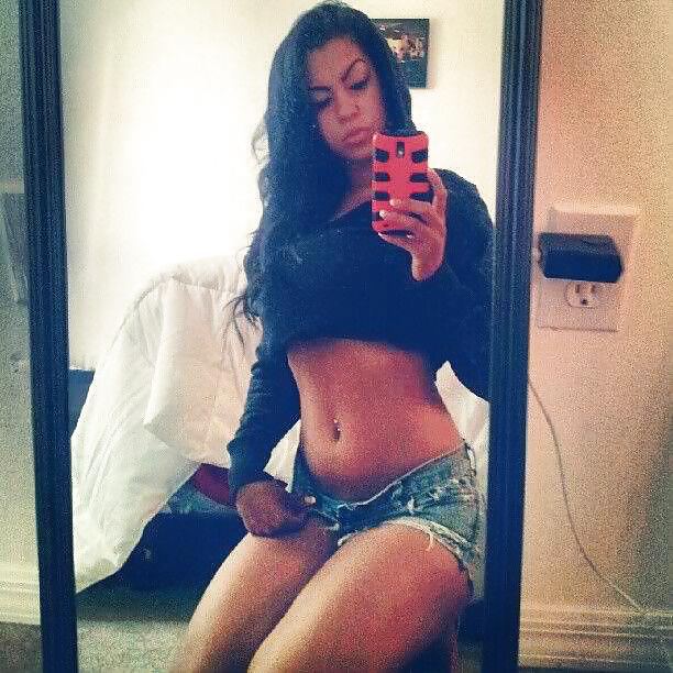 Selfshot hotties no 40
 #14020877