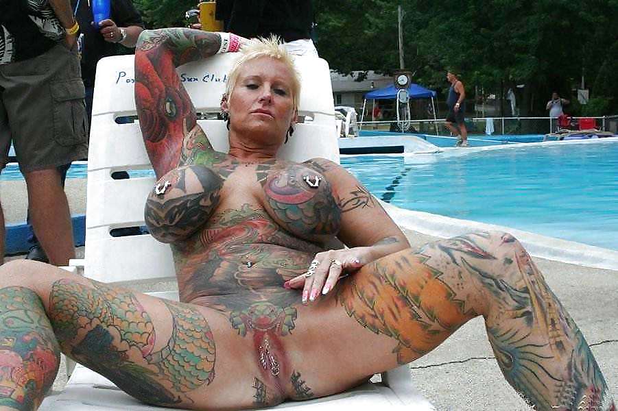 Inked thick mature exhibitionist #18573646