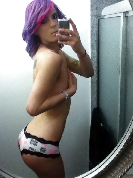 A Boy? A Lady? - Positively Horny!!! #2 #9309243