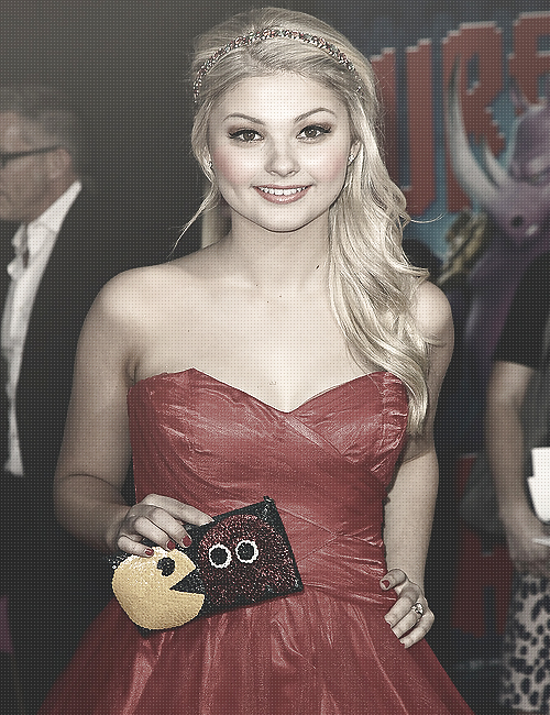 Stefanie Scott #16493511