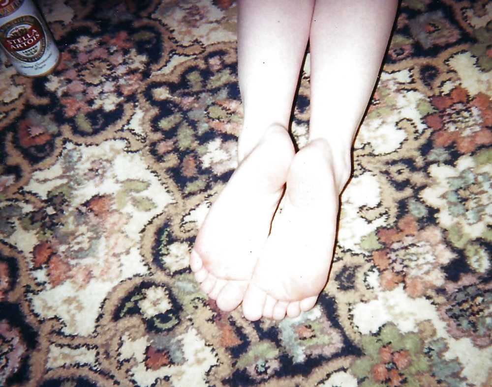 Candid girls feet and suchlike #19094890