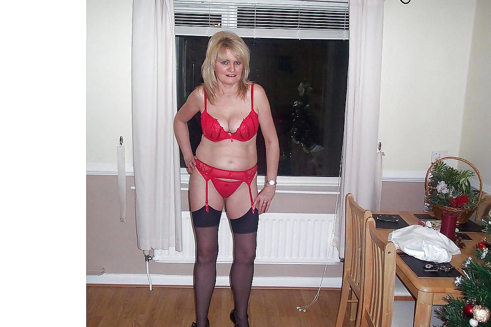 UK Amateur Slut Milf Samantha White Dress #8731417