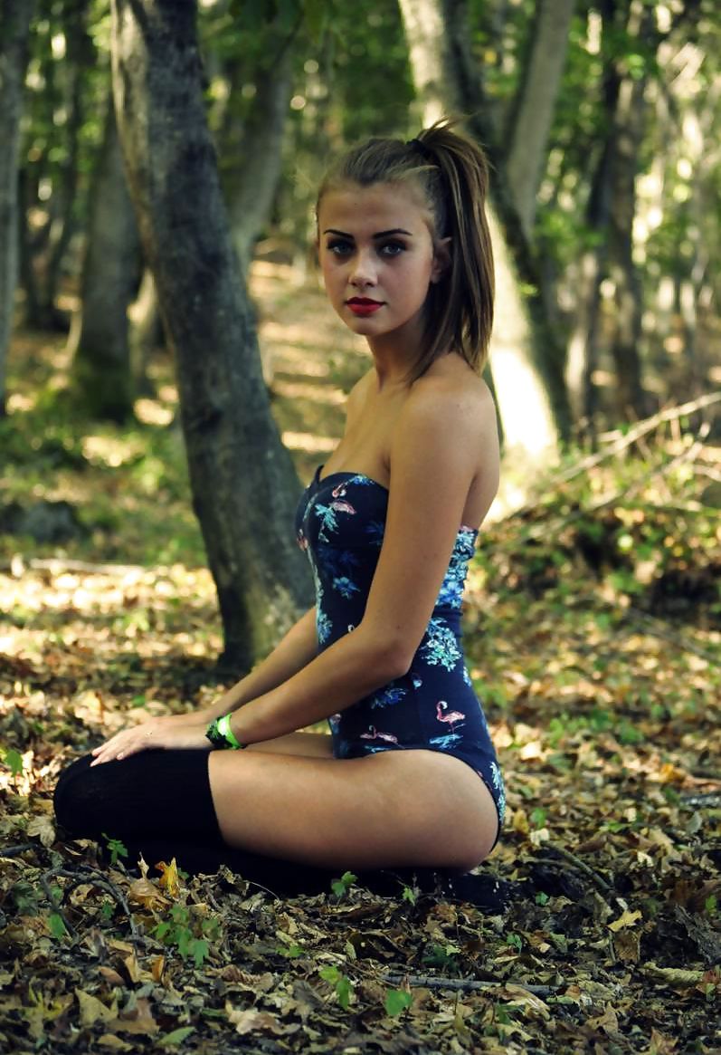 Beautiful Hungarian teens - Evelyn and Luca #21780140
