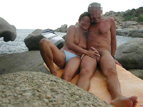 Sexo en grupo amateur en la playa #rec voyeur g7
 #9218700
