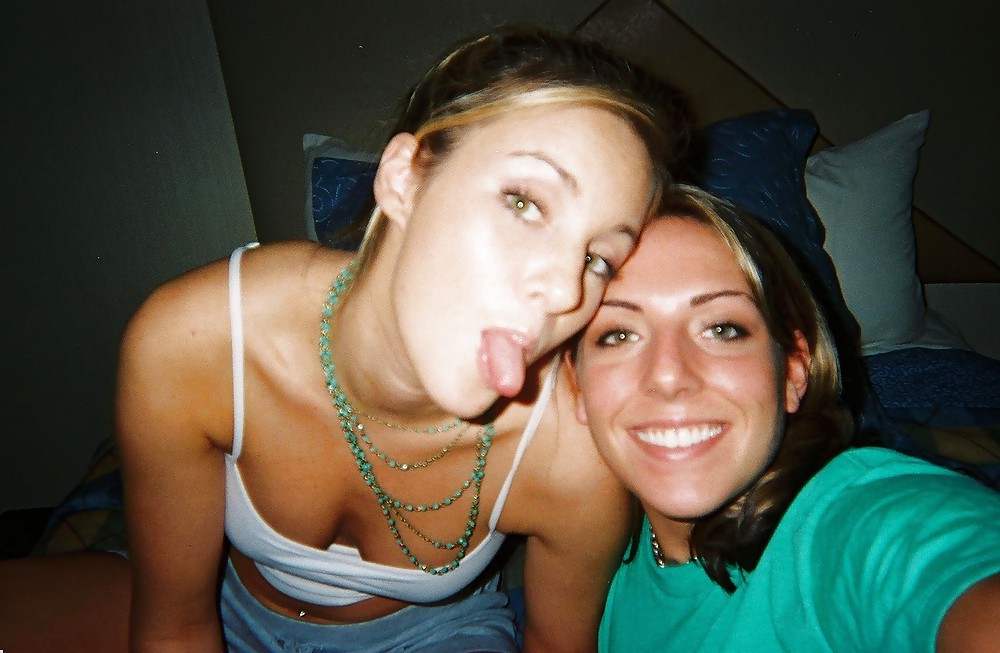 IMMER AUF DIE TITTEN SCHAUEN !!! #9546504