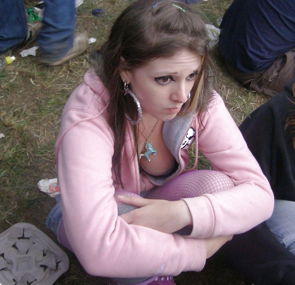 IMMER AUF DIE TITTEN SCHAUEN !!! #9546511