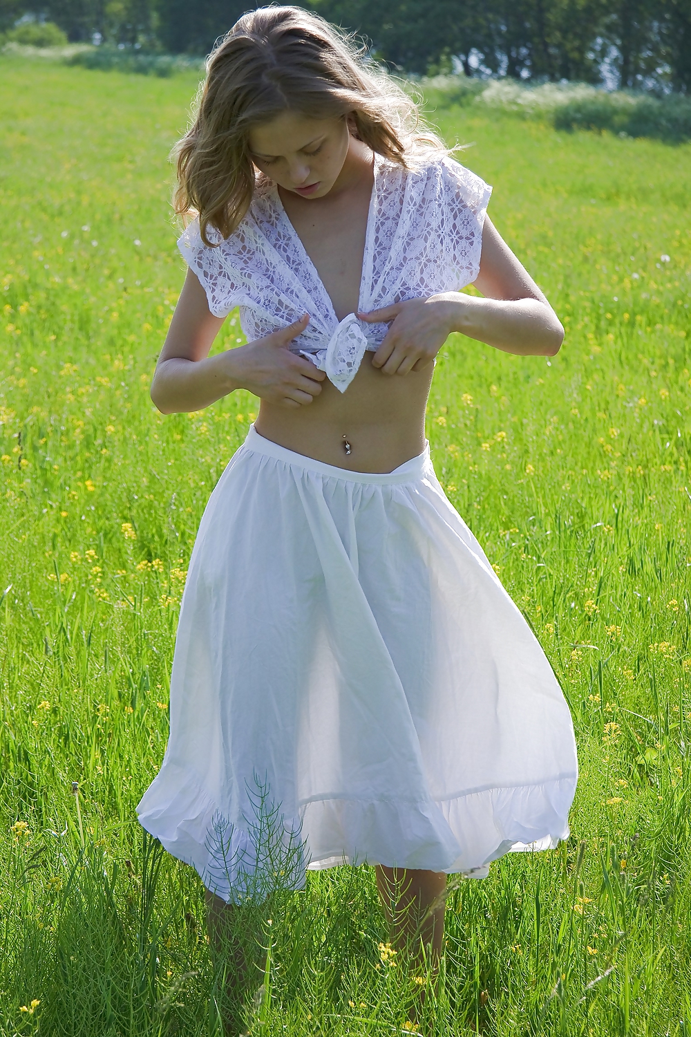 Teenie 347
 #19271708