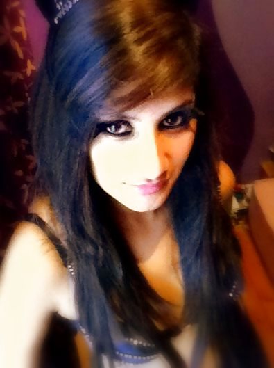 Smoking hot uk indian girl 
 #13198599