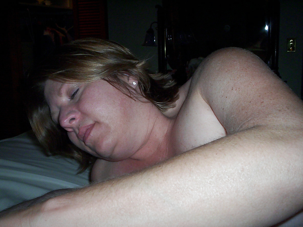 Chubby Wife Marie Blowjob & Facials #9395001