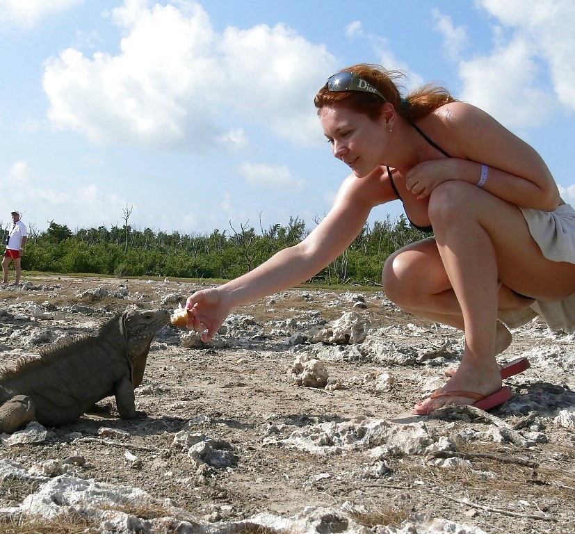 Precise Upskirt - 12 #9306706