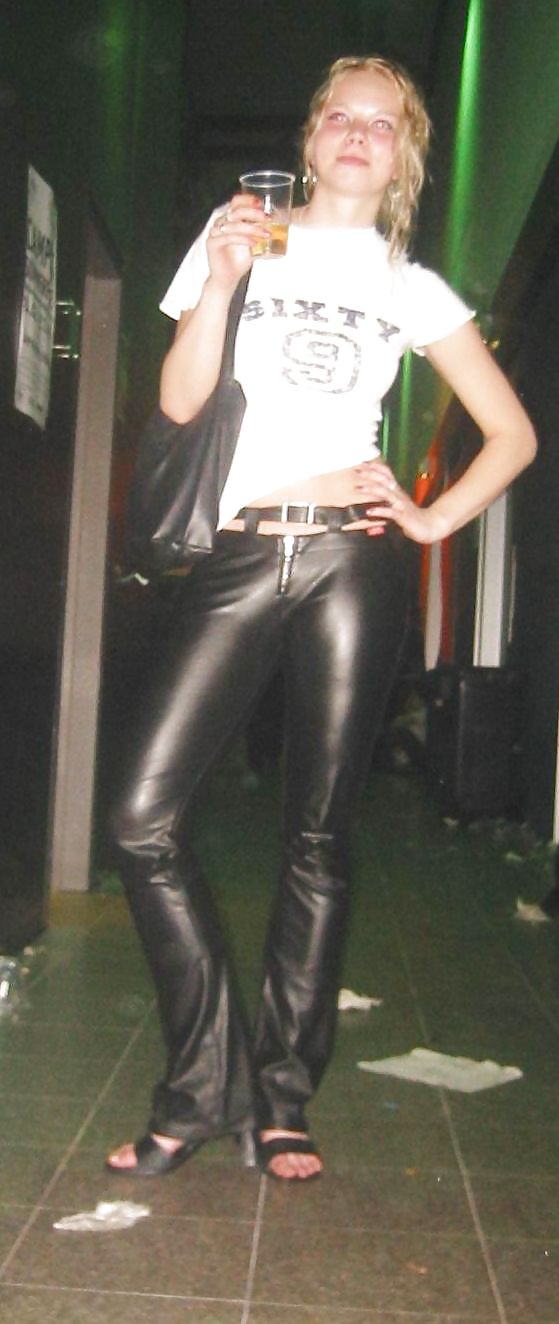 Heisse Schlampen in Leder - Hot sluts in leather  #13217546