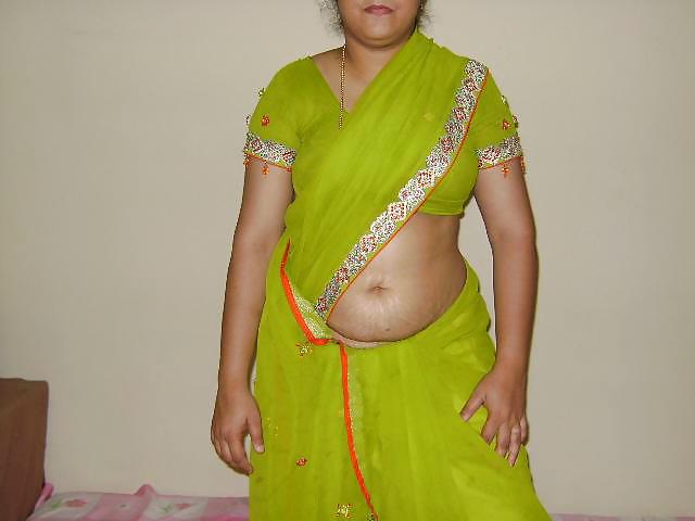Indian aunty fucking &stripping #4262676