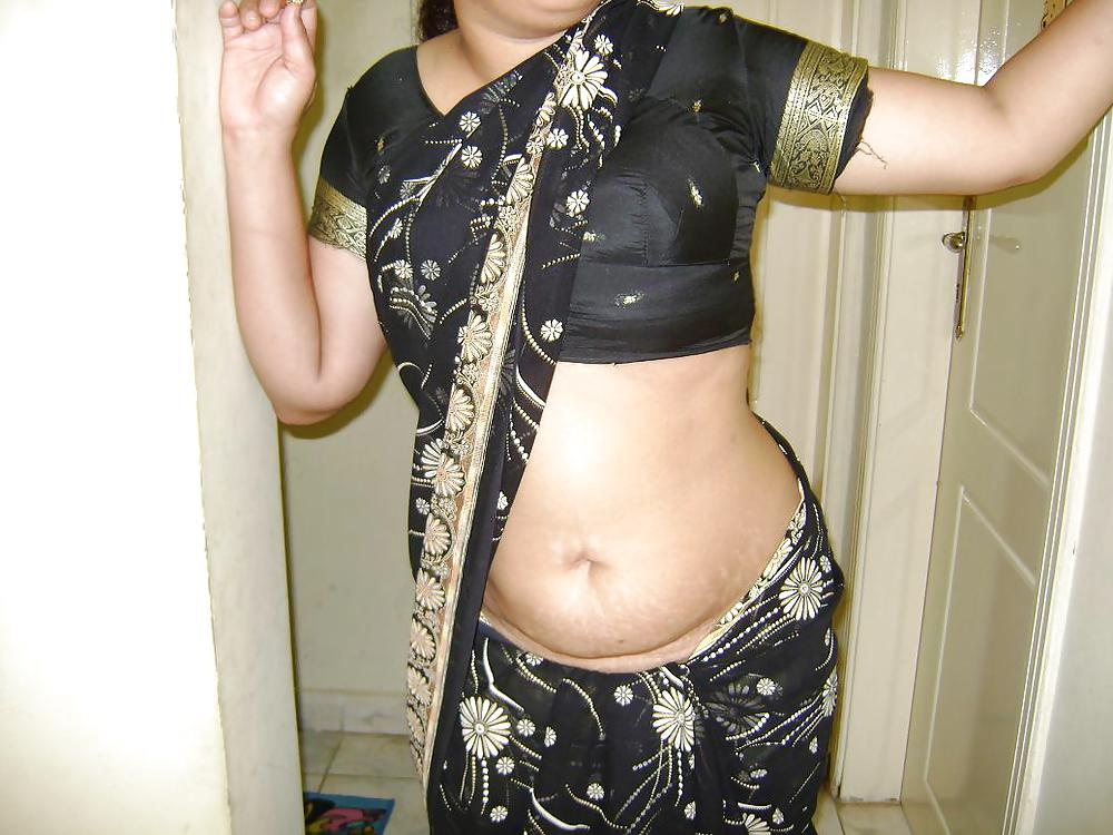 Indian aunty fucking &stripping #4263483