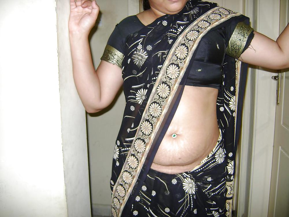 Indian aunty fucking &stripping #4263525