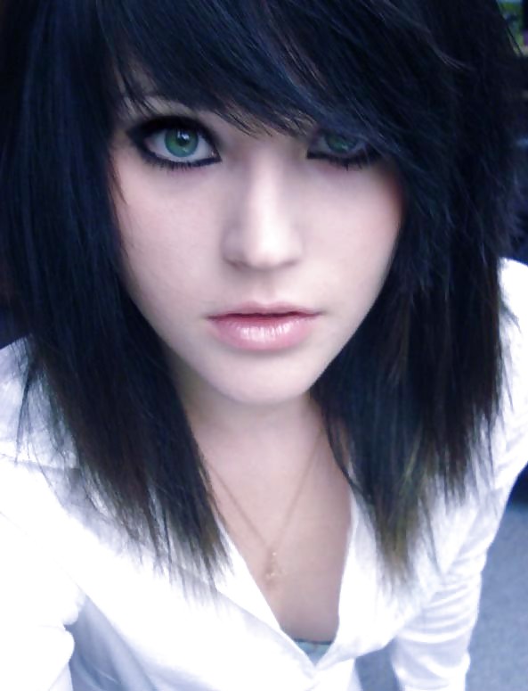 Moshe Loves Emo Girls With Beautiful Eyes #4069045