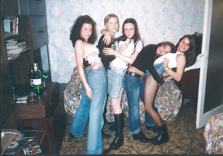Retro Bulgarian girls #2969710
