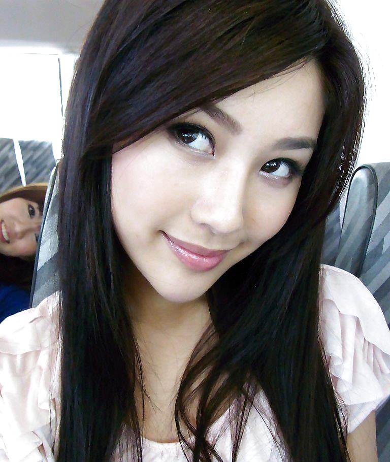 Selfshot hotties no 47
 #16180507