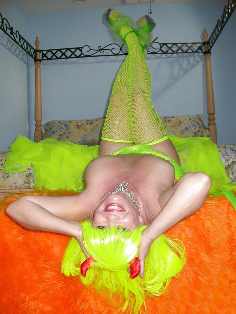 HALLOWEEN WITH STACEY