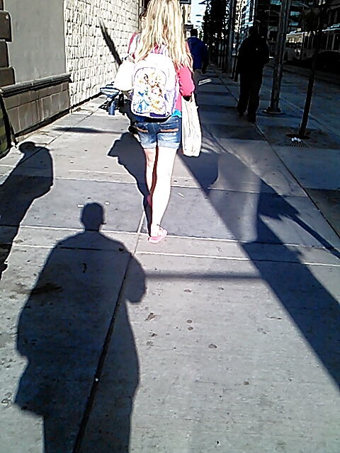 Voyeur - not a bad day, took a walk for lunch. #19463703