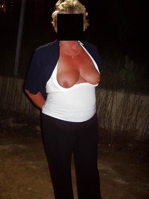 Flashing  in everywhere. #1441133