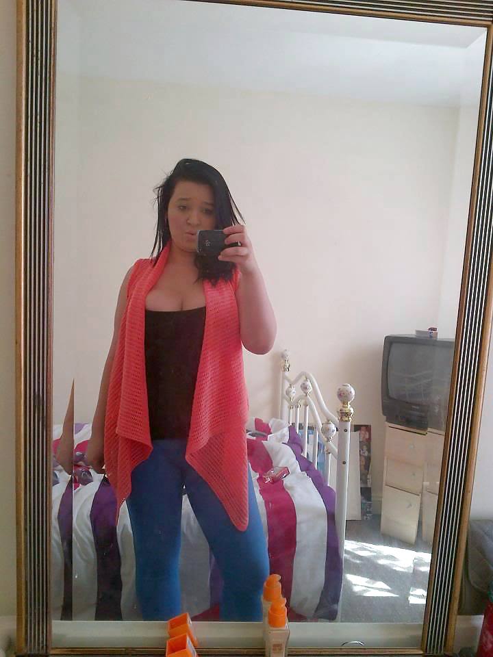 Some internet nymphos im chatting up, would you fuck them? #21768167