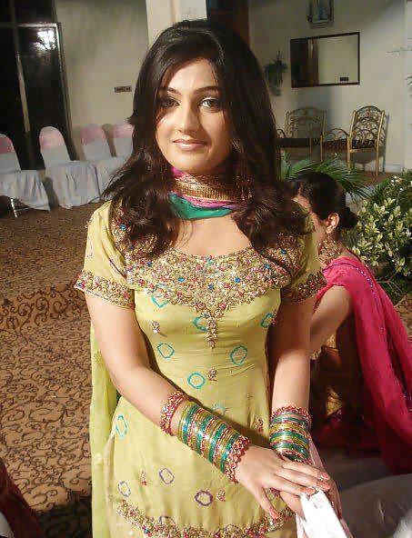 Putas Paki
 #18652471