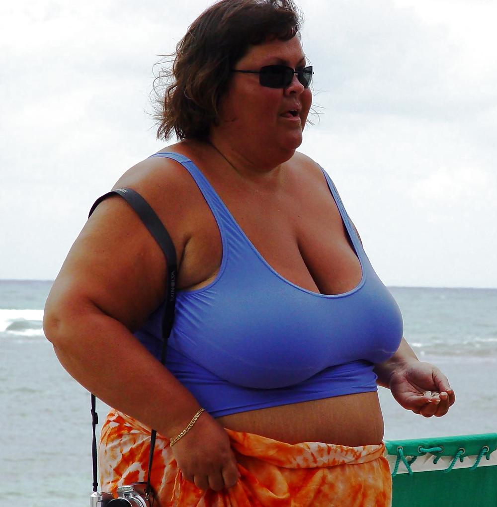Trajes de baño bikini sujetador bbw madura vestida joven grande enorme
 #4006346