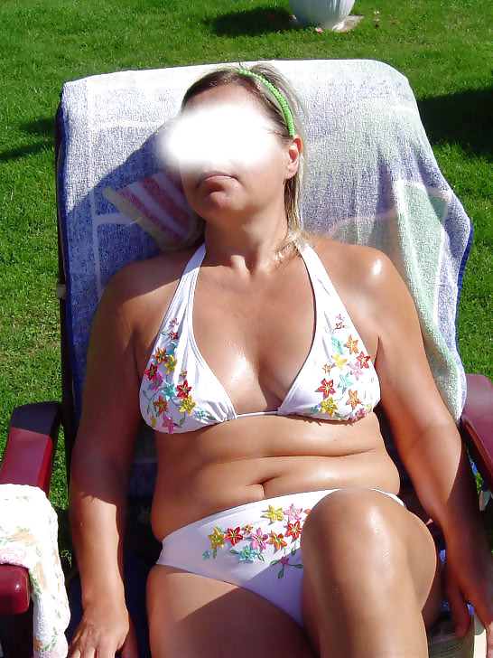 Trajes de baño bikini sujetador bbw madura vestida joven grande enorme
 #4006778