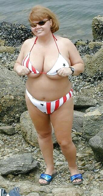 Trajes de baño bikini sujetador bbw madura vestida joven grande enorme
 #4007168