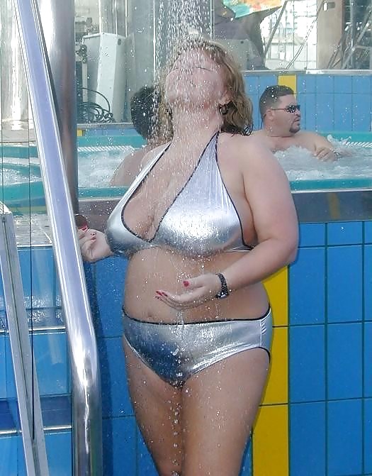 Trajes de baño bikini sujetador bbw madura vestida joven grande enorme
 #4007191