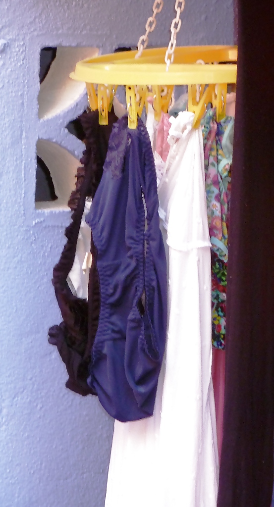 NIEHBOURS LAUNDRY #8416644
