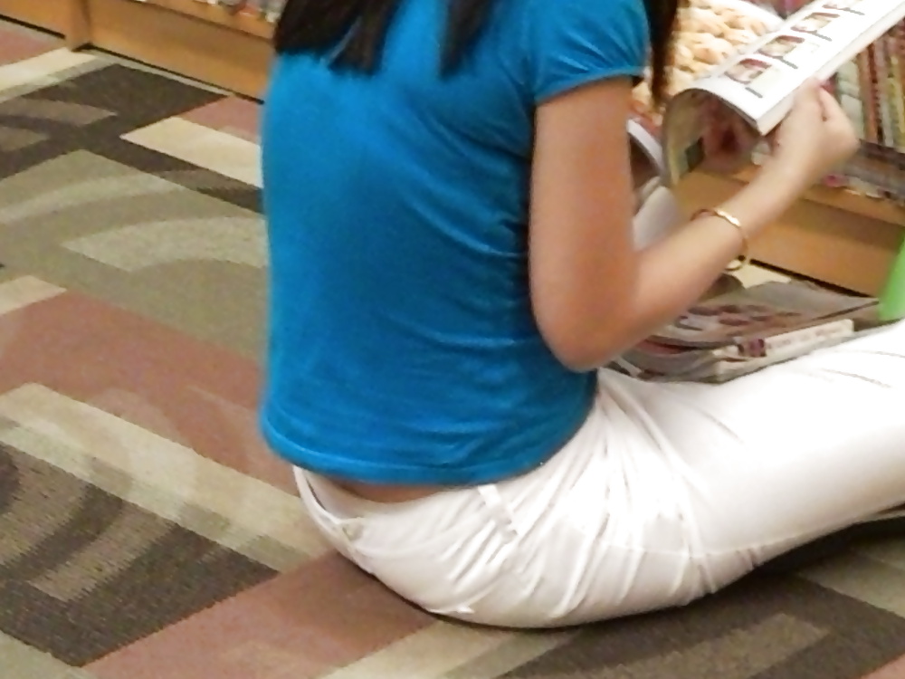 Asscrack & Thongslips #20780257