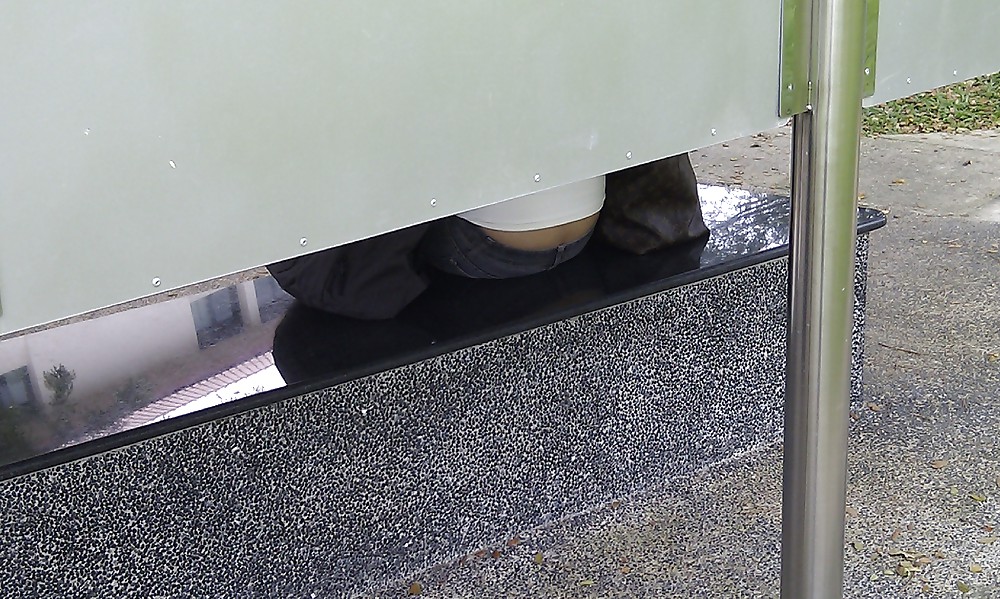 Asscrack & Thongslips #20780279