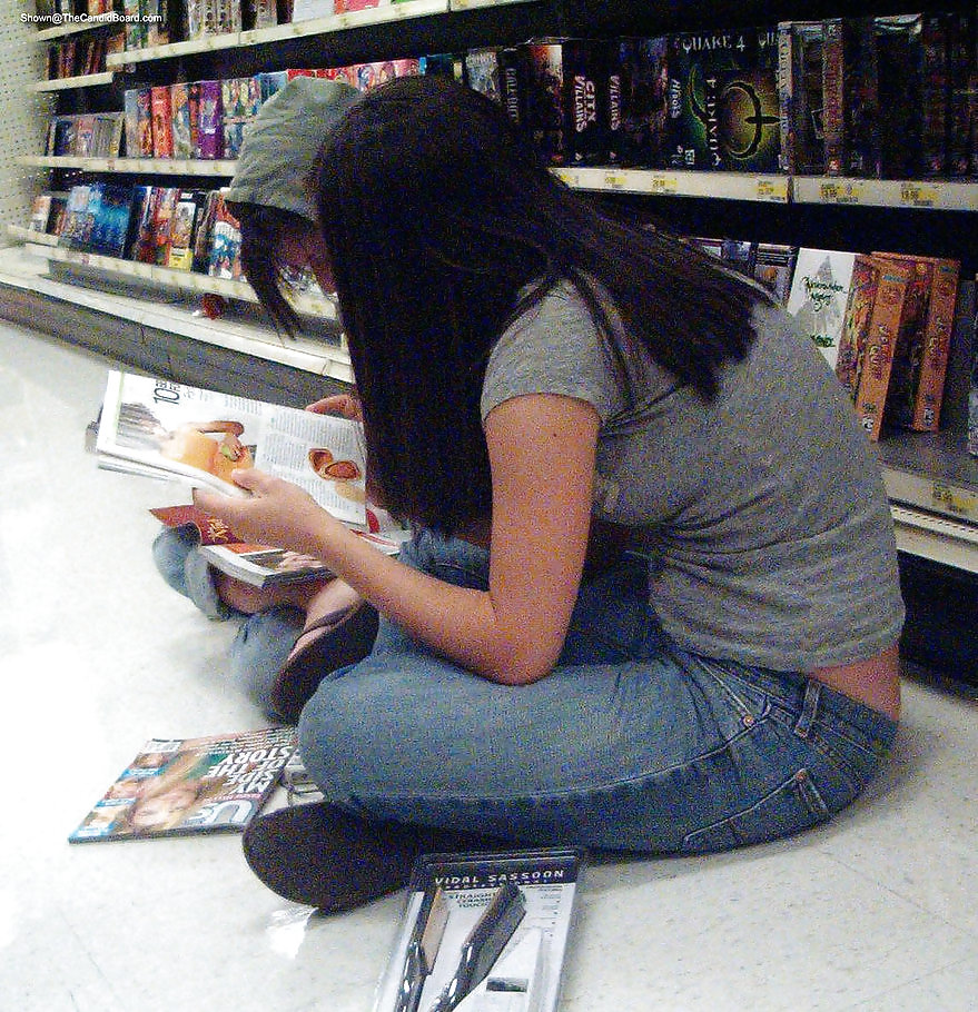 Asscrack & Thongslips #20780644