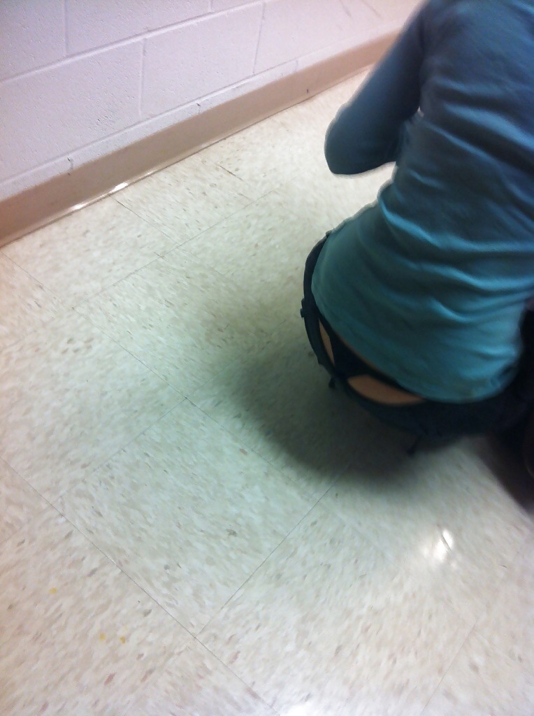 Asscrack & Thongslips #20780984