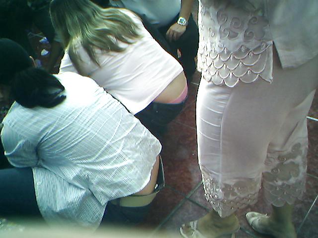 Asscrack & Thongslips #20781078