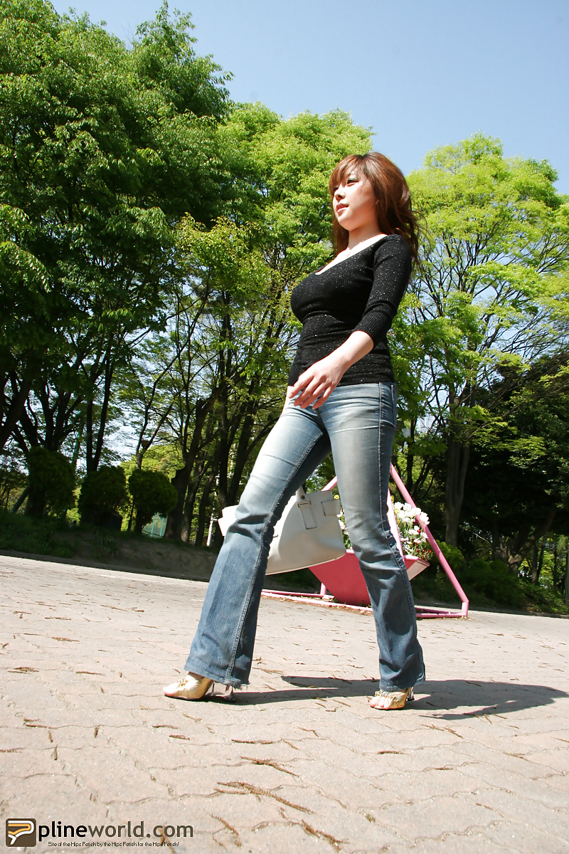 Asian girl in jeans candid #16205110