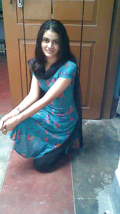 Beautiful Girl Indian 23-- B Soir #9756515