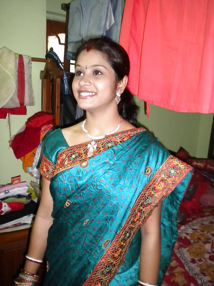 Beautiful Girl Indian 23-- B Soir #9756523