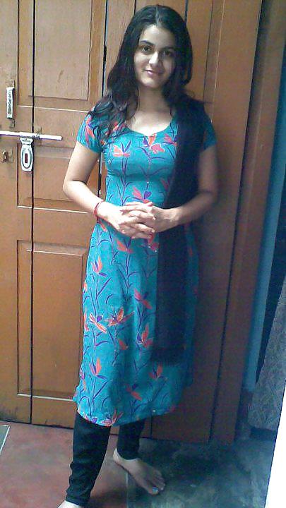 Beautiful Girl Indian 23-- B Soir #9756563