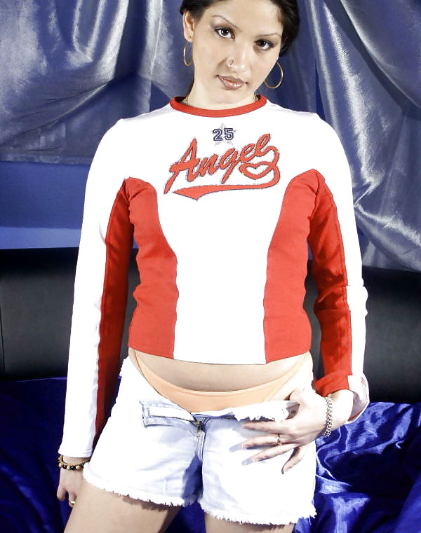 ブルネット・ティーン
 #7983221